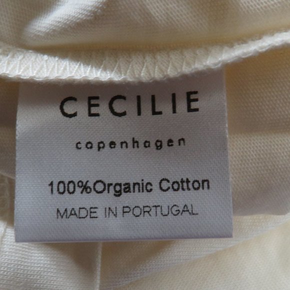 Cecilie Copenhagen Women's Size Small Organic Cotton Cream Logo Tee - Picture 2 of 10